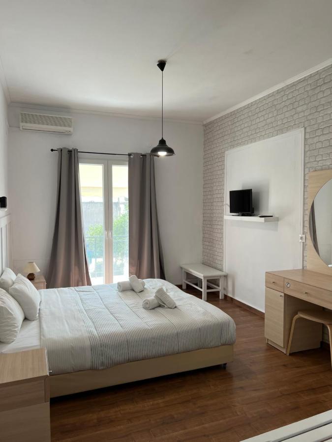 בניטסס Olive Grove Poolside Apartments מראה חיצוני תמונה