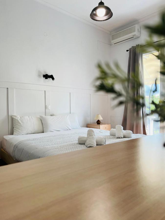בניטסס Olive Grove Poolside Apartments מראה חיצוני תמונה